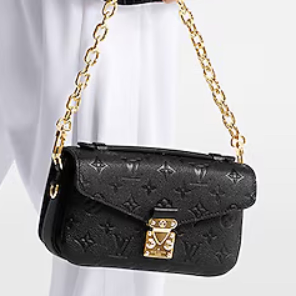 Louis Vuitton Pochette Métis East West Black Monogram embreinte leather